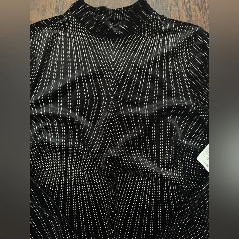 ‼️SOLD‼️New Women’s Mini To The Nines Black Glitter Velvet‎ Dress-Size Medium - Picture 9 of 13